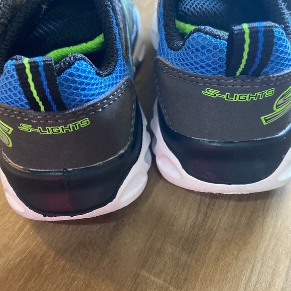 Skechers S-Lights - Picture 8 of 8